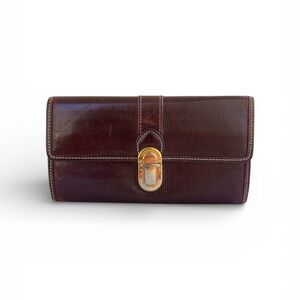 Louis Vuitton Utah Push Lock Sarah wallet